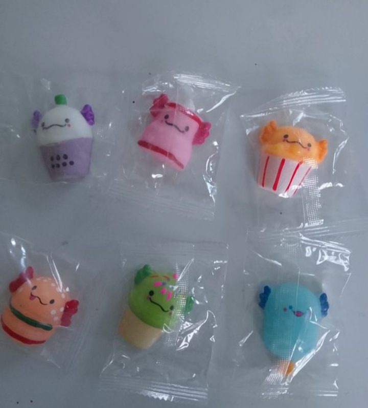 Sans marque Lot de 6 mini peluches kawaii assorties