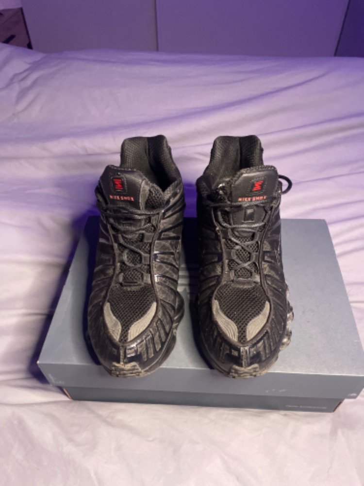 Nike shox noir tl