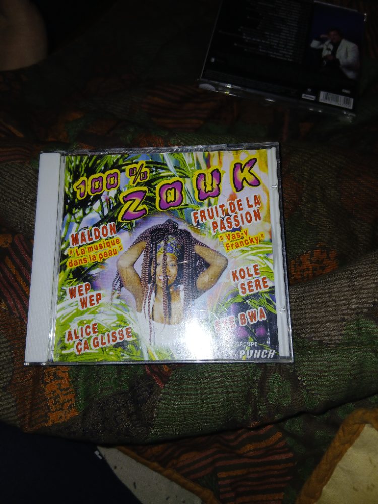 Sans marque 100% Zouk - Fruit de la passion CD