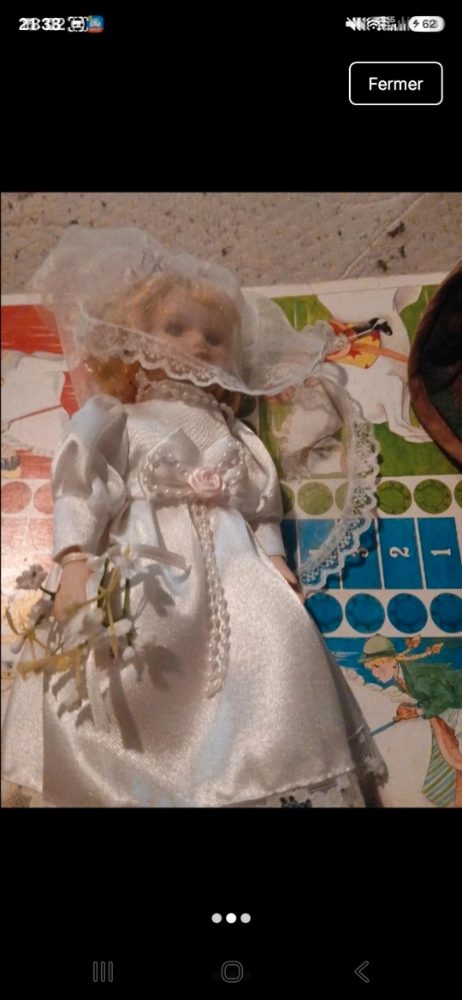 Sans marque Poupee porcelaine