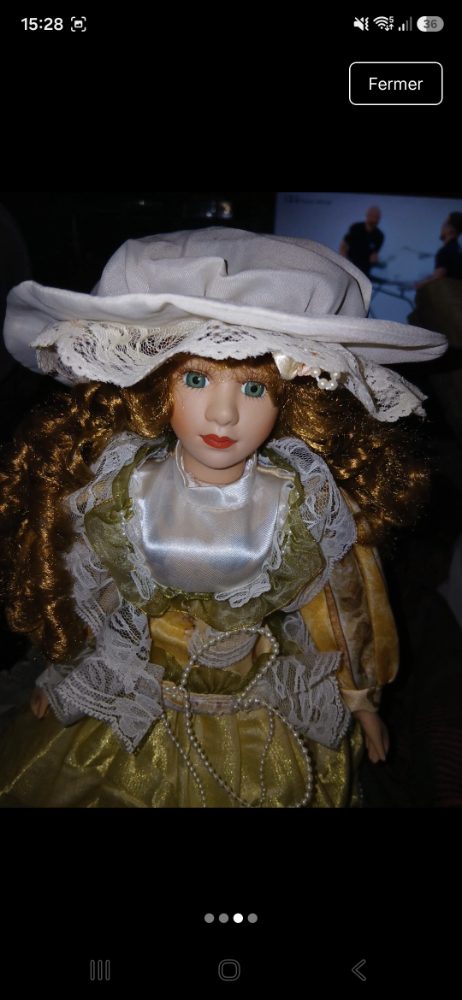 Poupee porcelaine Poupee porcelaine